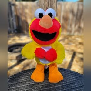 Chicken Dance and Sing Elmo Sesame Street 2024 Animated Plush Red Yellow Orange